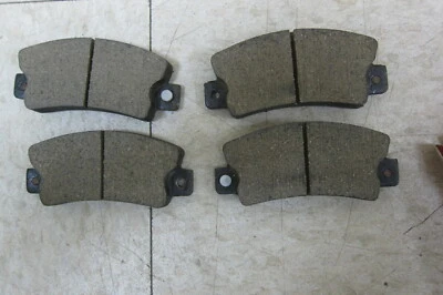 ПЕРЕДНИЕ ДИСКОВЫЕ ТОРМОЗНЫЕ КОЛОДКИ RENAULT 1972-79 R12 R17 COUPE  - Изображение 1 из 4