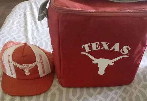 Lot of 2:Vintage Texas Longhorns College Hat,Texas longhorn Lunch cooler Cover