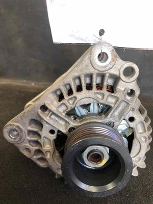 Alternador VW ESCARABAJO (TIPO 1) 98 99 00 01 02 03 04 05 06 07 08 09 Foto 1 de 4
