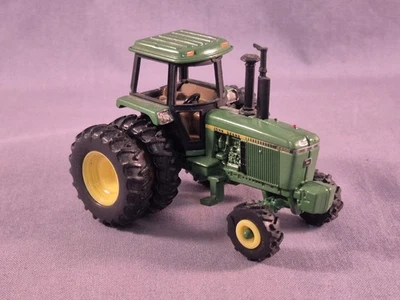 John Deere 4450 Tractor Dual Rear Wheels Green Farm ERTL Diecast Metal 1:64 - Image 1 of 4