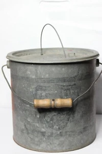 Vtg FALLS CITY The Angler's Choice Minnow Bucket Galvanized 2 Piece 9"x9.5" - Picture 1 of 11
