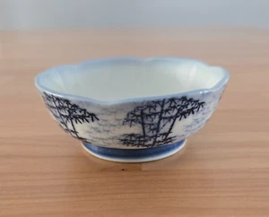 Japanese Individual Rice/Sauce Bowl Blue & White Bamboo 3 1/2" - Picture 1 of 3