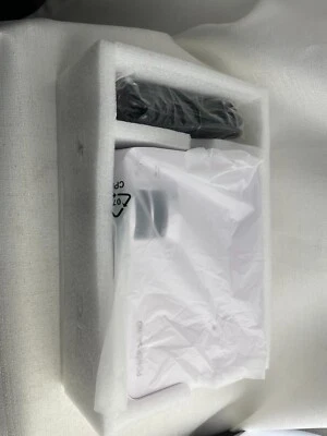 Mini Projector 1080P Supported, 5500 Lux 210" Display PONER SAUND WiFi - Image 1 of 4