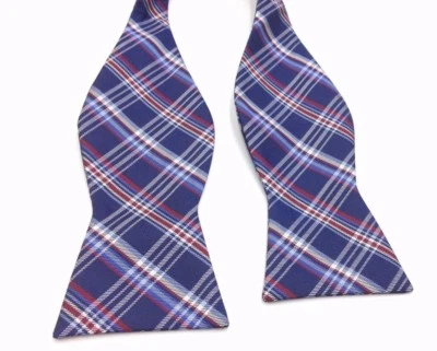 Gravata borboleta ajustável clássica xadrez seda azul vermelha masculina Condessa Mara US$ 100 - Imagem 1 de 4