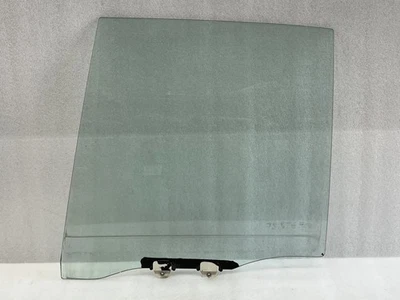 Honda Accord 1991 sedán lado izquierdo del conductor puerta trasera ventana de vidrio Foto 1 de 4