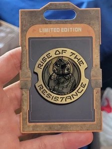 Disney BB-8 Spilla Star Wars: Galaxy’s Edge: Rise of the Resistance Edizione Limitata - Foto 1 di 9