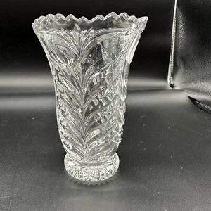 German Crystal Vintage Flower Vase Cut Glass Braided Pattern Jagged Edge. - Picture 1 of 10