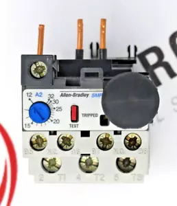 Relé de sobrecarga Allen-Bradley 193-A4H1 12-32A 600VAC - Imagen 1 de 9