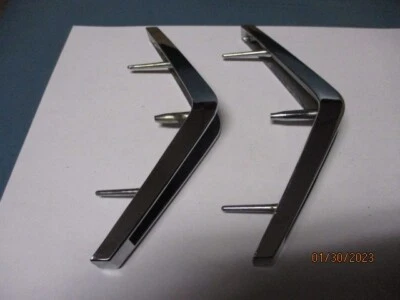 NOS 65 AMC/RAMBLER CLÁSICO REJILLA ADORNOS (DIENTES)- 1 CENTRO, 1 EXTERIOR Foto 1 de 4