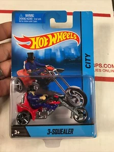 Motocicleta Hot Wheels 2013 3-Squealer con conductor (10) - Imagen 1 de 6