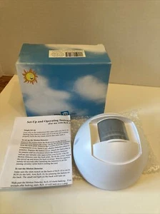 X10.com Outdoor Motion Detector - Model DM10A-C, For Use w/ReX-10 - Picture 1 of 3