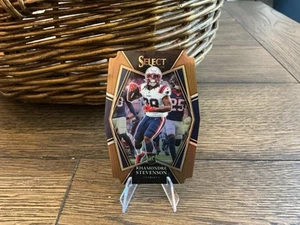 2021 Panini Select Football New England Patriots Rhamondre Stevenson RC /199! - Picture 1 of 2