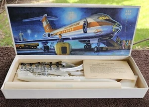 TU-134, 1:100, PLASTICART, Flugzeug-Modellbaukasten, Plastic Aircraft Model Kit - Picture 1 of 12