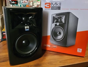 JBL Professional 3 Series 305P MkII sistema di altoparlanti desktop nero opaco scatola aperta - Foto 1 di 13