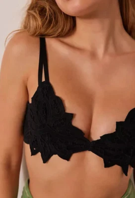 NEW FREE PEOPLE INTIMATELY BLACK BALI SOLEIL BRALETTE BRA SZ MEDIUM M - Image 1 of 4