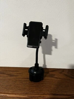 Universal Cup Holder For Phone - Image 1 of 4