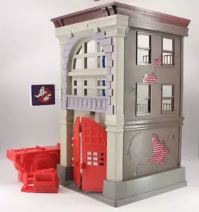 Fire Station Headquarters Ghostbuster Toy Action Figures Set Kenner 1984 - Picture 1 of 9