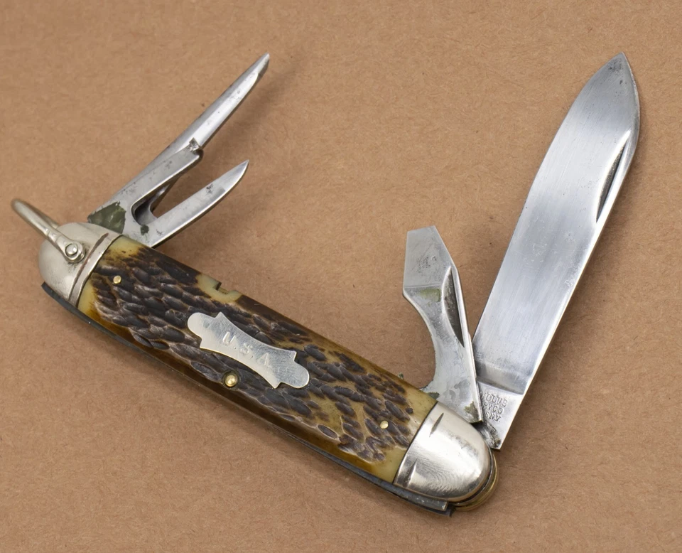 Nice! Vintage Camillus USA 4 Line Stamp Jigged Bone 4-blade Scout Pocket Knife - Image 1 of 4