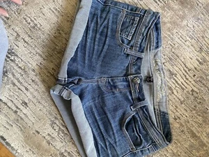 Vanilla Star Juniors Jean Shorts Size 5 Machine Cuffed Denim Shorty Shorts - Picture 1 of 6