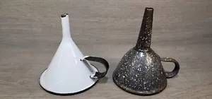 Granito y embudos de esmalte blanco herramientas de cocina 4" de alto vintage - Imagen 1 de 11