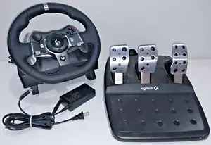 Logitech G920 Driving Force Racing Wheel + Pedale für Xbox One, X|S Konsole & PC - Bild 1 von 8