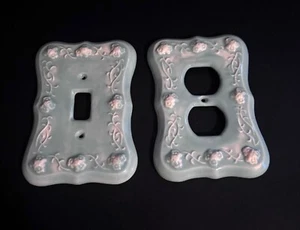 2 VTG Single Light Switch Cover / Outlet Cover Lt Blue Ceramic Romantic Floral - Picture 1 of 8