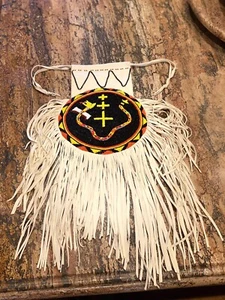 Handgefertigte indianische Hirschledertasche fliegende Schlange Perlenarbeiten - Bild 1 von 10