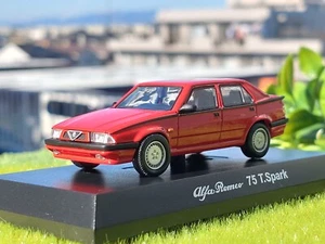 Alfa Romeo / 75 T.Spark / 1/64 Diecast Auto / Kyosho - Bild 1 von 23