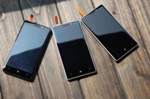 Original Nokia Lumia 930 5" 4G LTE Wifi NFC 32GB 20MP Wireless Charging Phone - Picture 1 of 9