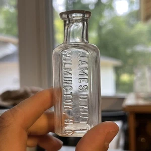 Antique James D Nutt Wilmington NC North Carolina Pharmacy Bottle BB&co - Picture 1 of 9