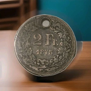 Moneta Argento 2 Franchi Svizzera 1875 (Berna Zecca "B") - Forata - Foto 1 di 3