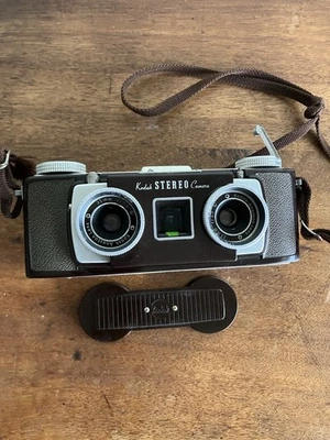 old bakelite kodak stereo camera nice! - image 1 of 4