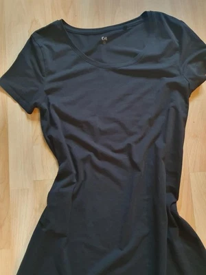 Kleid S schwarz - Bild 1 von 2