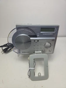 2004 Emerson AM FM CD Stereo Clock Radio CKD 2330 w/ Swing Electronic Door READ* - Picture 1 of 3