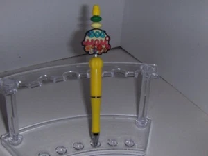 NEW - Yellow Retractable pen - dog mom - Picture 1 of 2