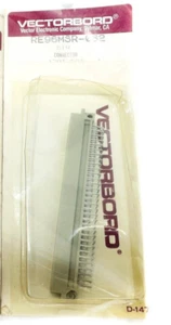 Vector Electronics RE96MSR-062 DIN Connector 96 Position Right Angle Male Pins - Picture 1 of 5