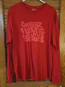 Camisa roja Gorillaz Plastic Beach manga larga grande. Damon Albarn - Imagen 1 de 7
