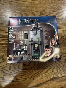 LEGO Harry Potter Borgin and Burkes Floo Network 40695 - Picture 1 of 3