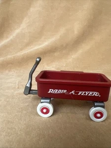 Radio Fliegerwagen mit Spielzeug innen Magnet Retro - Bild 1 von 8