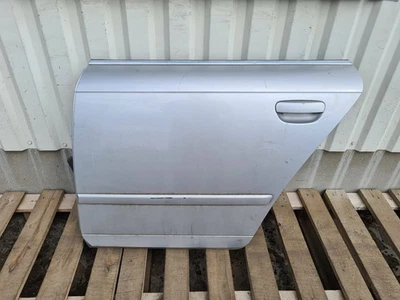 Puerta trasera izquierda audi a4 s4 b7 8e 8h 2006 8e0853763b dra36001 Foto 1 de 4