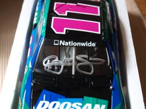 Raro autografo Brian Scott #11 Doosan SGK Toyota 2011 Camry 1/24 pressofuso come nuovo! - Foto 1 di 10