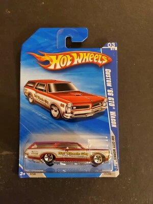 Hot Wheels City Works #3/10 2010, vagón GTO personalizado '66, rojo, coleccionista #111/240 Foto 1 de 4