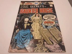 Cómic Secrets of Haunted House #4, DC - Imagen 1 de 3