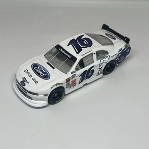 Suelto 2011 Nationwide Series #16 Trevor Bayne Ford Drive One 1/64 NASCAR Diecast - Imagen 1 de 11
