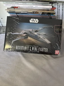 Star Wars Resistance X wing fighter BanDai Sealed 1/72 Scale - Picture 1 of 5