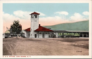 Lake George NY New York - D&H Railroad Station - Postcard - circa 1917 - Picture 1 of 2