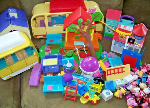 Peppa Pig COLLECTION BIG TOY LOT Friends RV Camper School Van Figures PLUS++ Cover