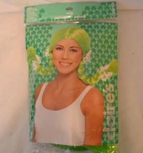 St. Patrick s Day Womens Girls Green Wig with Pigtails Bows Shamrocks NEW - Picture 1 of 2