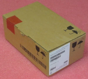 NEW Fujitsu 1TB HDD SAS 12G 7.2K 512E HOT PLUG 2.5' BC S26361-F5573-L100 - Afbeelding 1 van 6