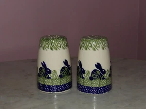 Polish Pottery Tall Salt & Pepper Set! Bunny Pattern! - Picture 1 of 2